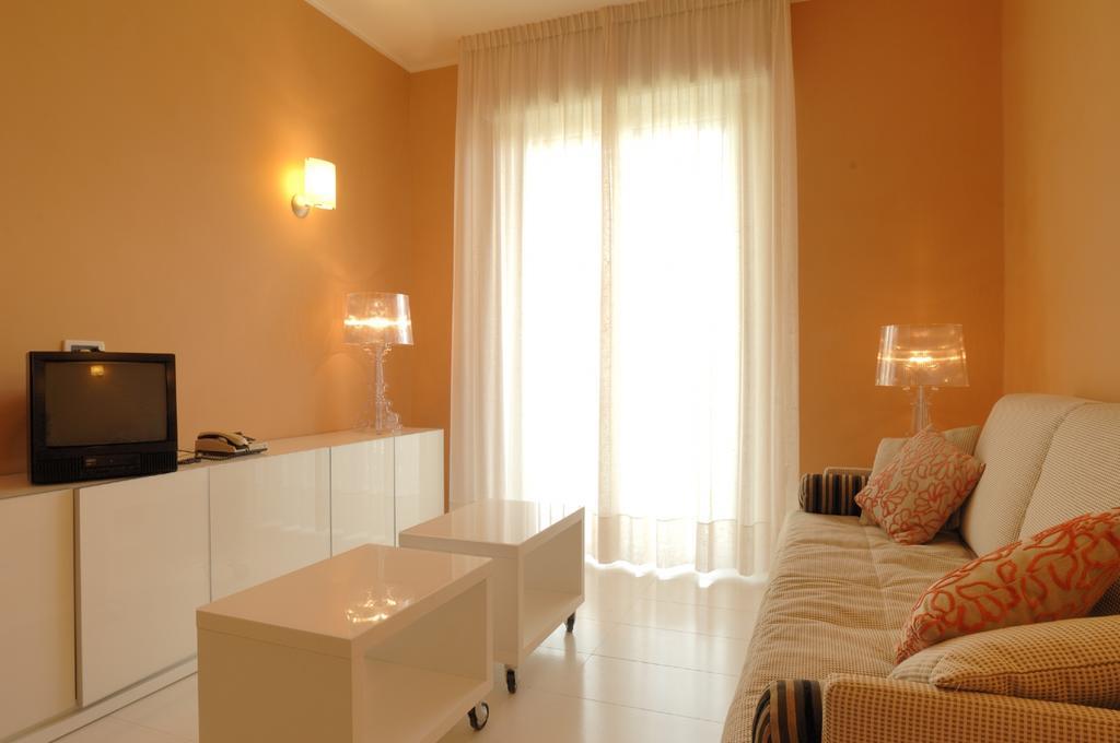 Residence Oliveto Ceriale Ruang foto