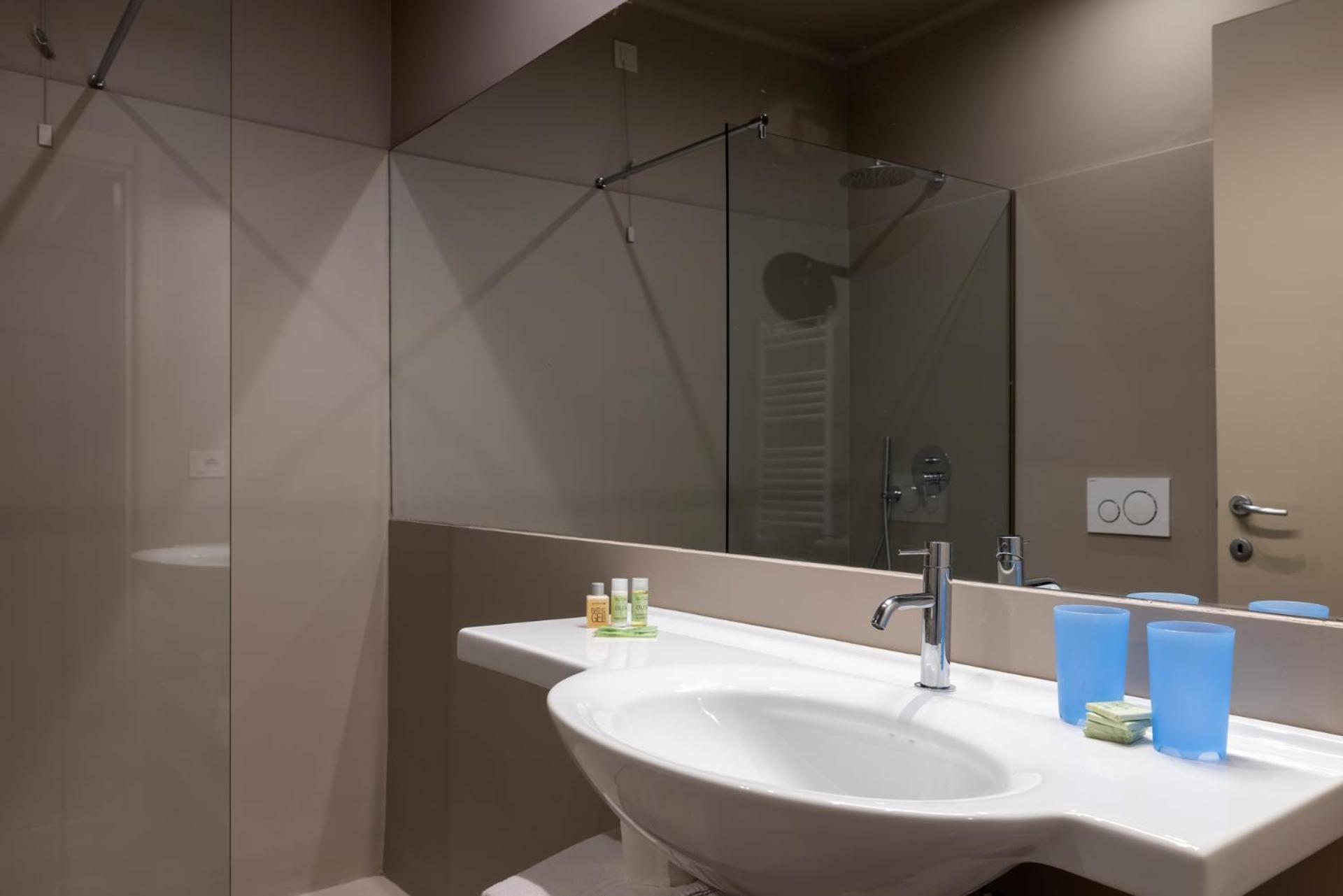 Residence Oliveto Ceriale Bagian luar foto