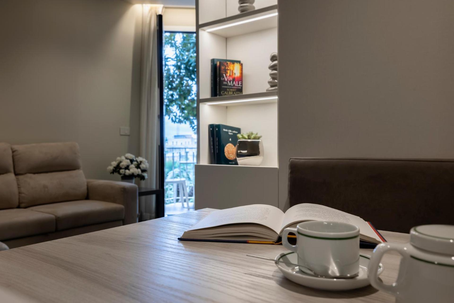 Residence Oliveto Ceriale Bagian luar foto